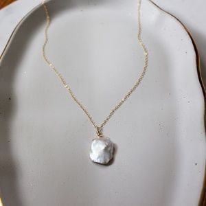 Gold Fill Freshwater Pearl Pendant Necklace